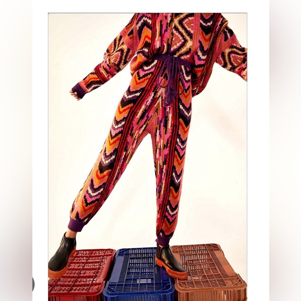 Farm RIO Red Striped Patches Sweater Pants